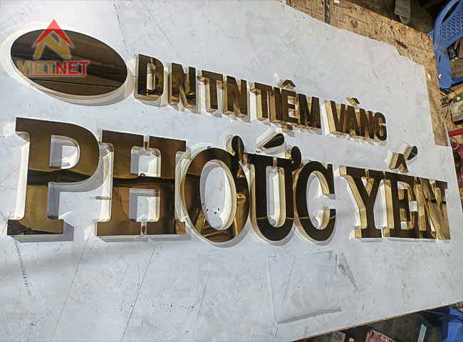 Chuyên Làm Biển Alu Không Đèn