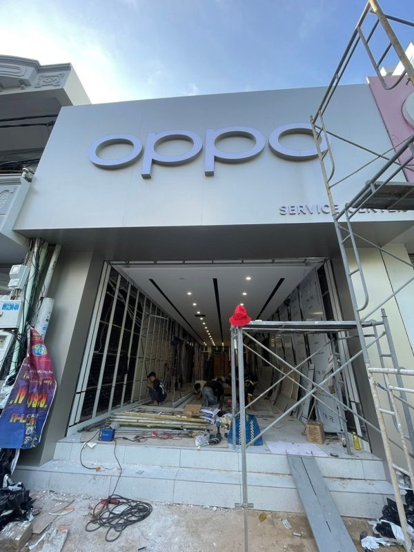 Làm biển quảng cáo cửa hàng điện thoại đẹp