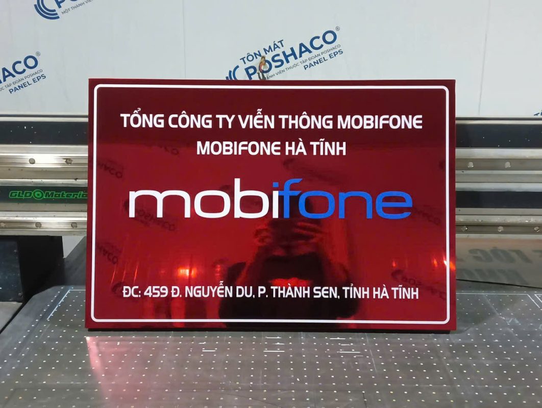 Làm biển công ty