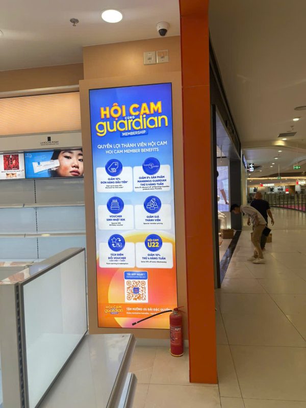 Biển Khung Nhôm Nhét Cạnh